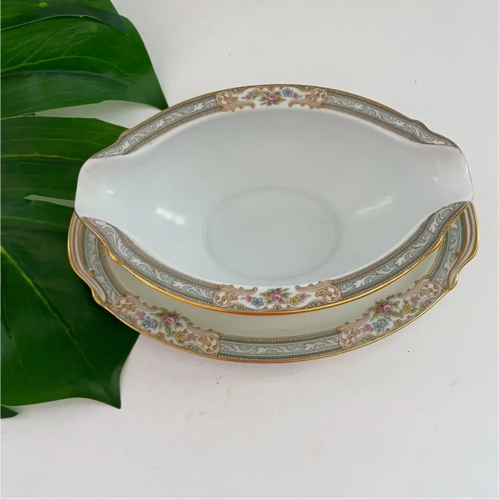 Noritake Lynbrook Made in Occupied Japan Cream & Gold Floral Gravy Boat w/ plate